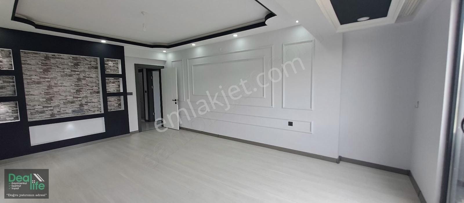 Deallife'den Hasanpaşada Kiralık 3+1 Arakat