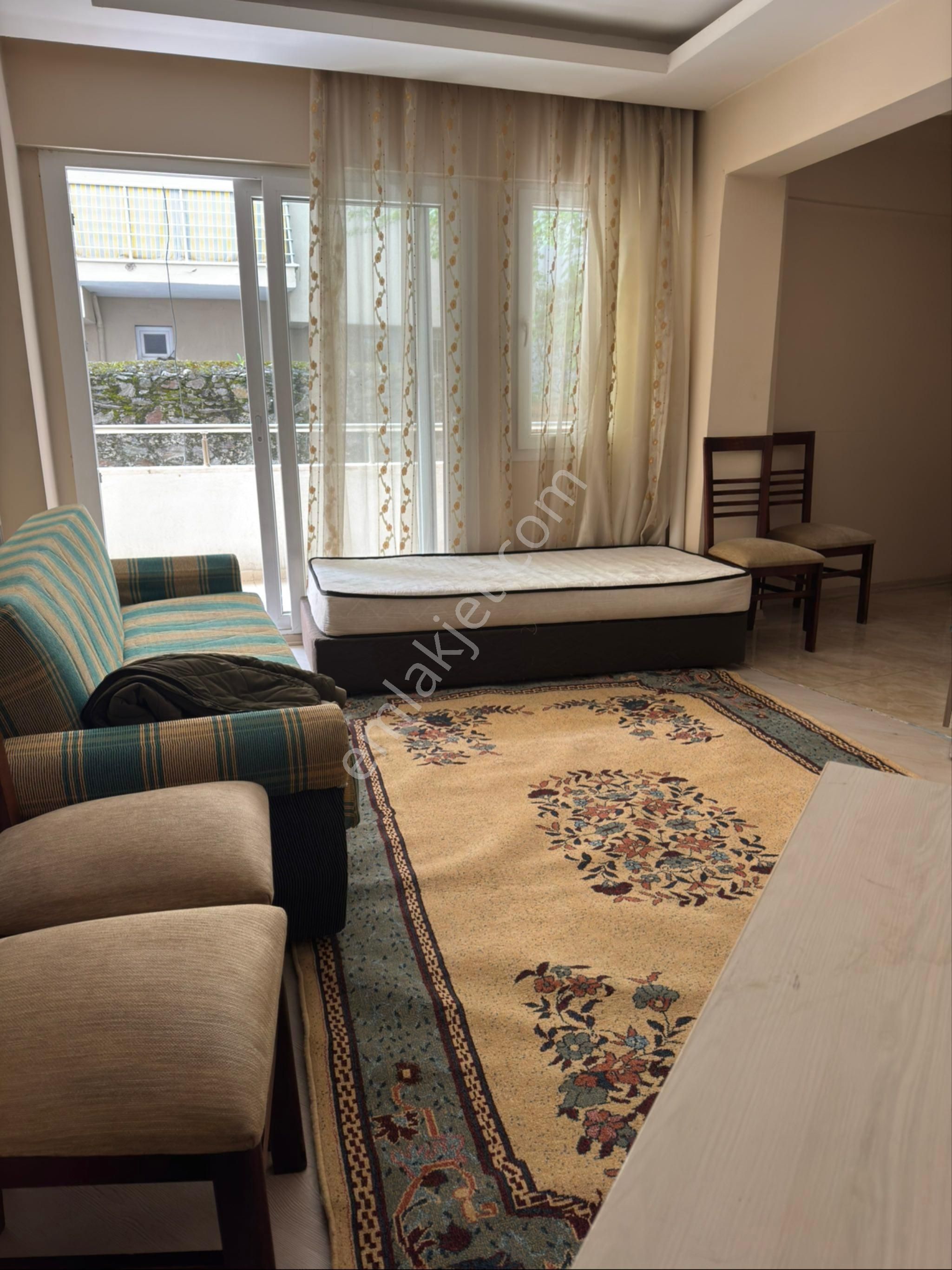 Grand Egelim Emlaktan Kiralık 1+1 Daire