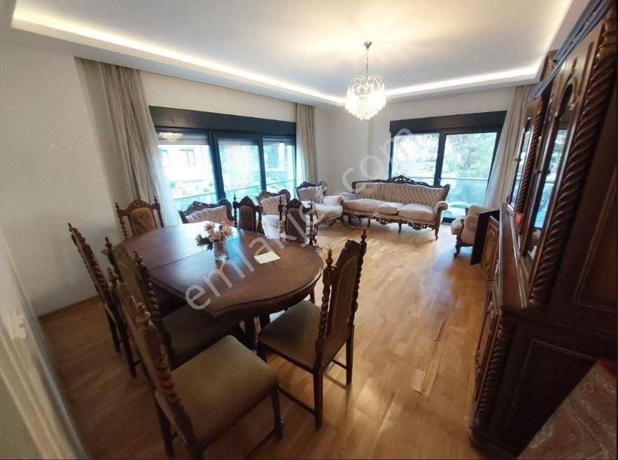 Ayşekadın Da Kozzy Metro Ya Yakın Teraslı 85 M2 Net 3+1 Daire