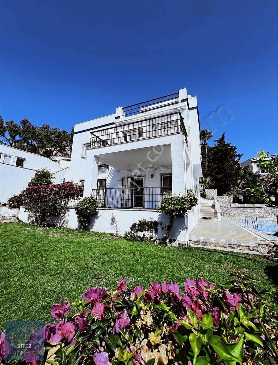 Yıllık Kiralık Esyalı Mustakil Havuzlu Deniz Manzaralı Villa