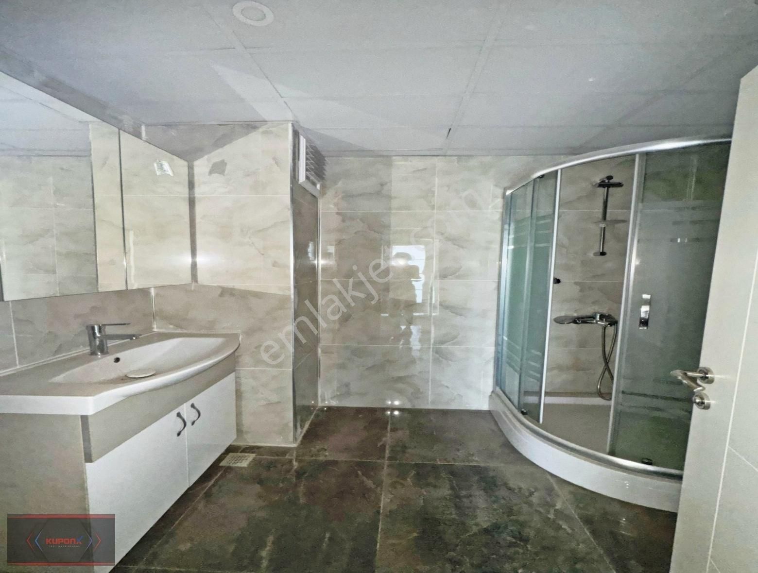 Beylikdüzü Konsept Sitede 3+1 Sıfır Ara Kat Acil Daire!!!