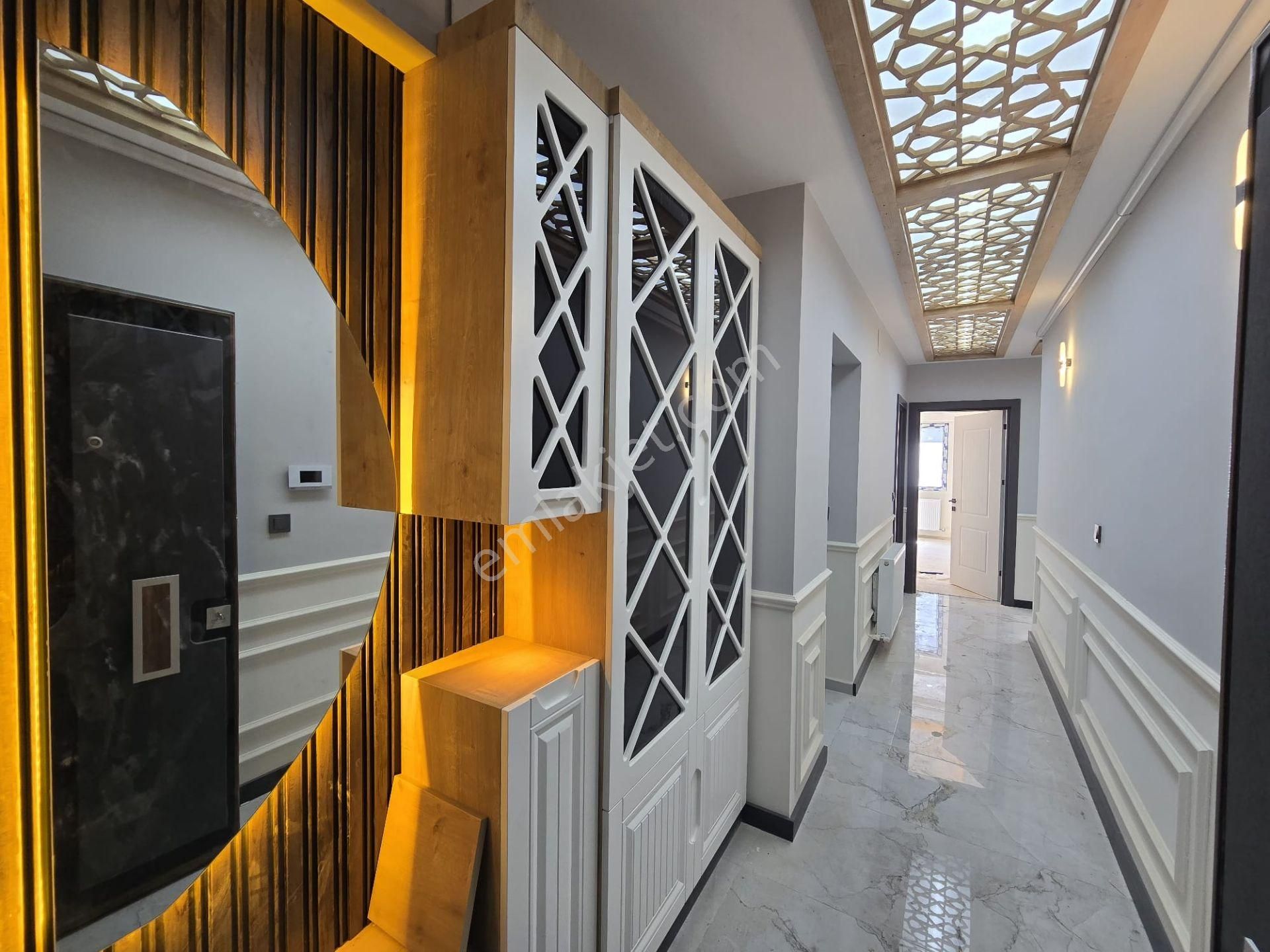 🏙 Fatih Mahallesi'nde Merkezde Satılık Ultra Lüks 3+1 Daire! 🏡