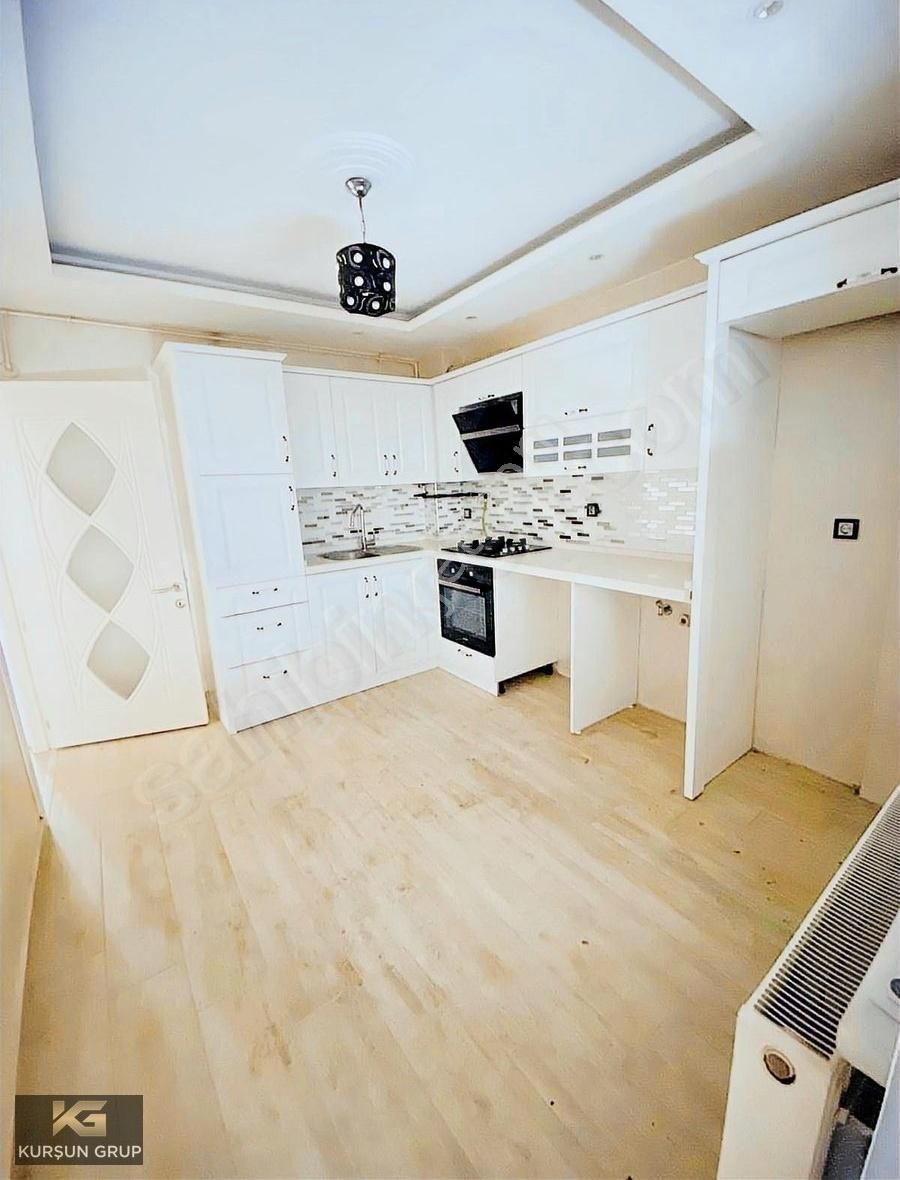 Yeni Mh. Önü Açık Tek Daire Üzeri Boş Full Lüx 15 Yıllık Arakat