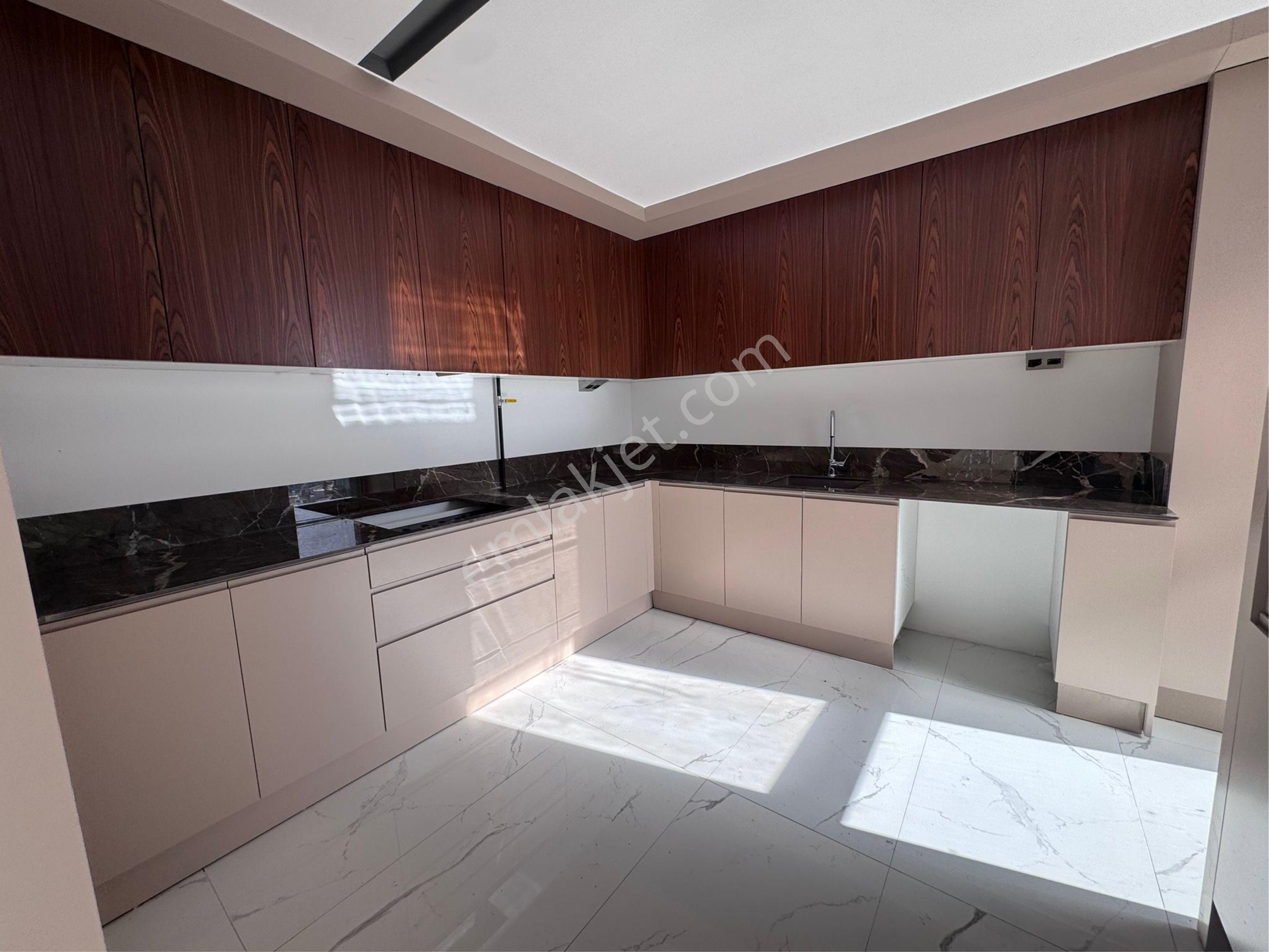 Ege Mahahallesi 3+1 Loft Daire