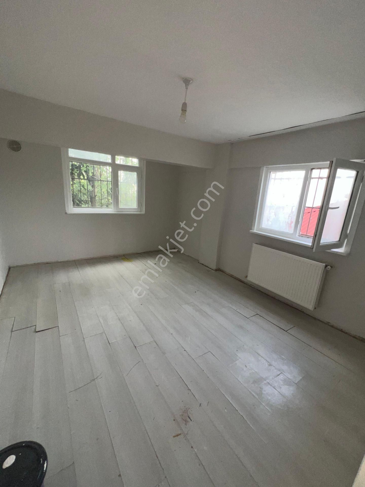 İstanbul Sancaktepe Hilal Mah Kiralık 1+1 Giriş Kat Daire
