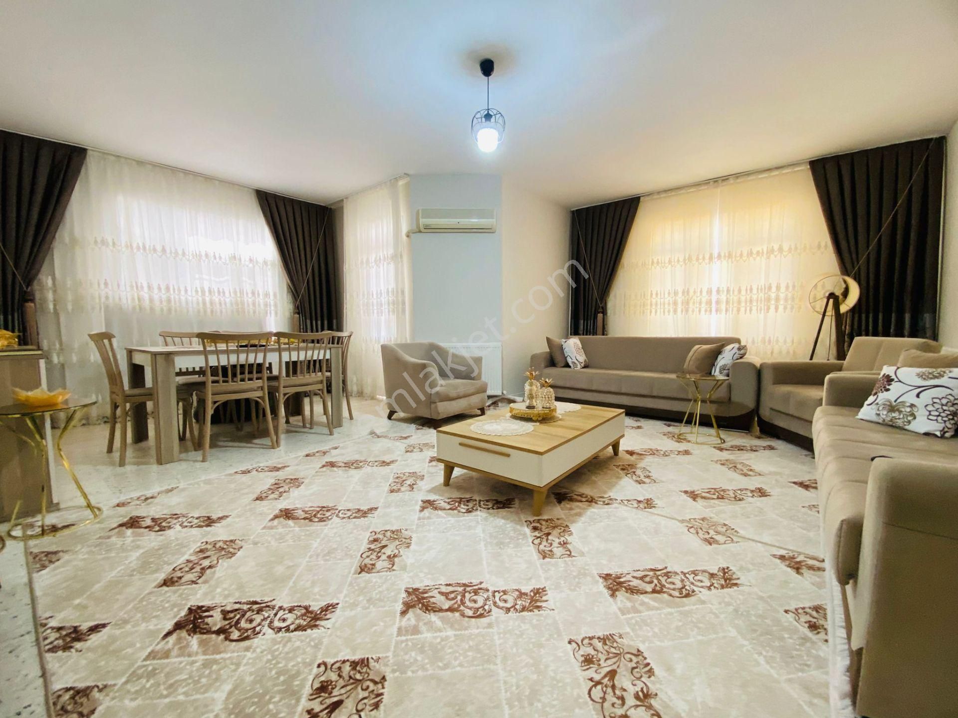 Ethereal'den Mezitli Belediyesi Civarı, Geniş Oturum Kombili 3+1