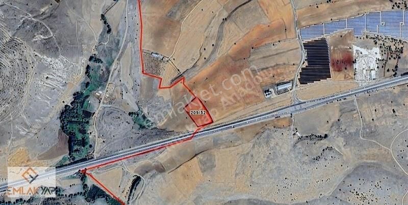 Emlakyap'tan Erenkaya'da Antalya Yoluna Cephe Fırsat Tarla