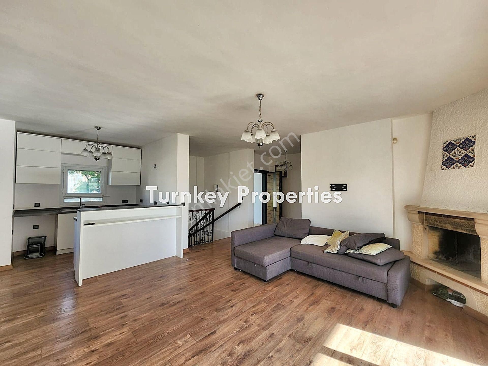 Bitez Kavaklı Sarnıç Caddesinde Kiralık 3+1 Dubleks