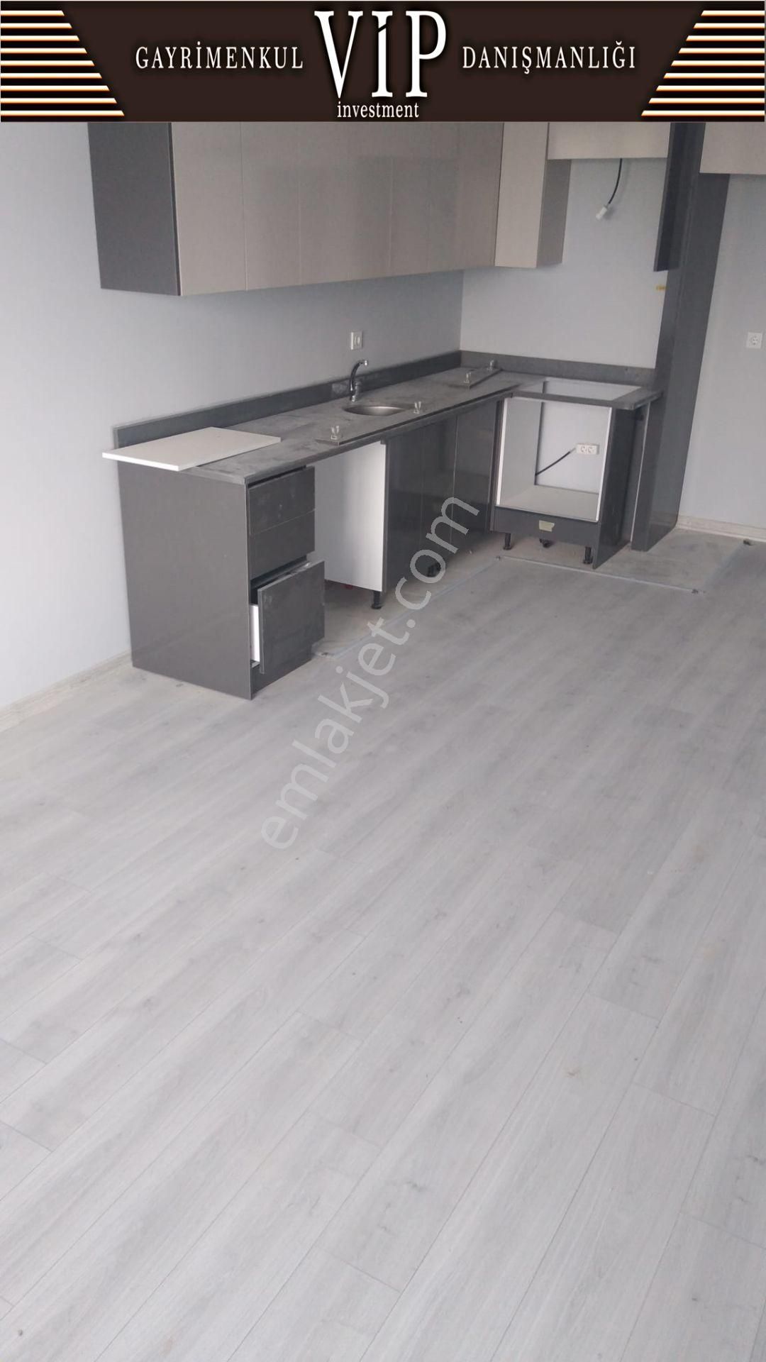 Çubuk Esenboğa Mahallesi Merkezi Lokasyon Yeni Yapı 1+1 Satılık Daire