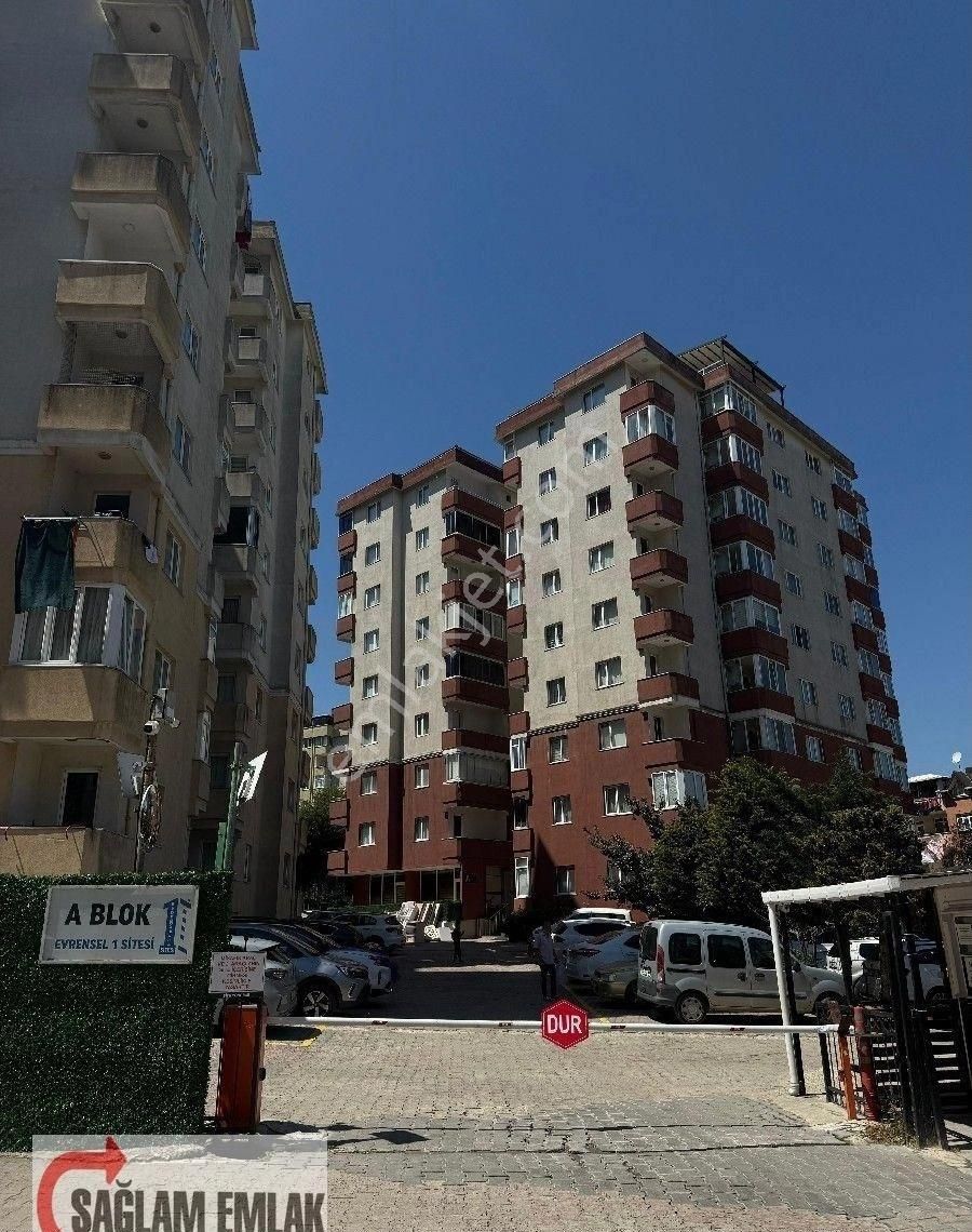 Satilik Daire Umraniye Yukarı Dudullu Site İcerisinde 3+1