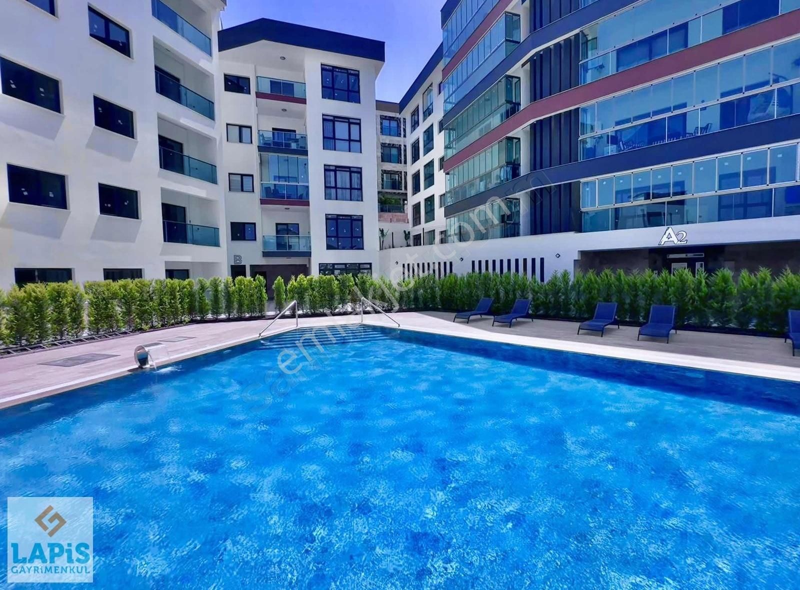 Kuşadası Merkezde-havuz-yerden Isıtma-doğalgaz-otopark-güvenlik - Görsel 7