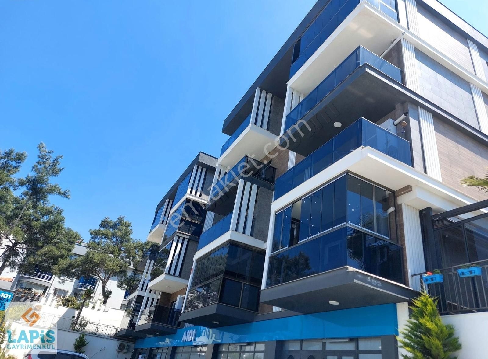 Doğalgazlı Havuzlu Sitede 3+1 Geniş Sıfır Daire