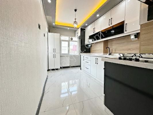 Mareşal Çakmak Mh.ara Katta Full Yapılı Cadde Üstü Satılık Daire