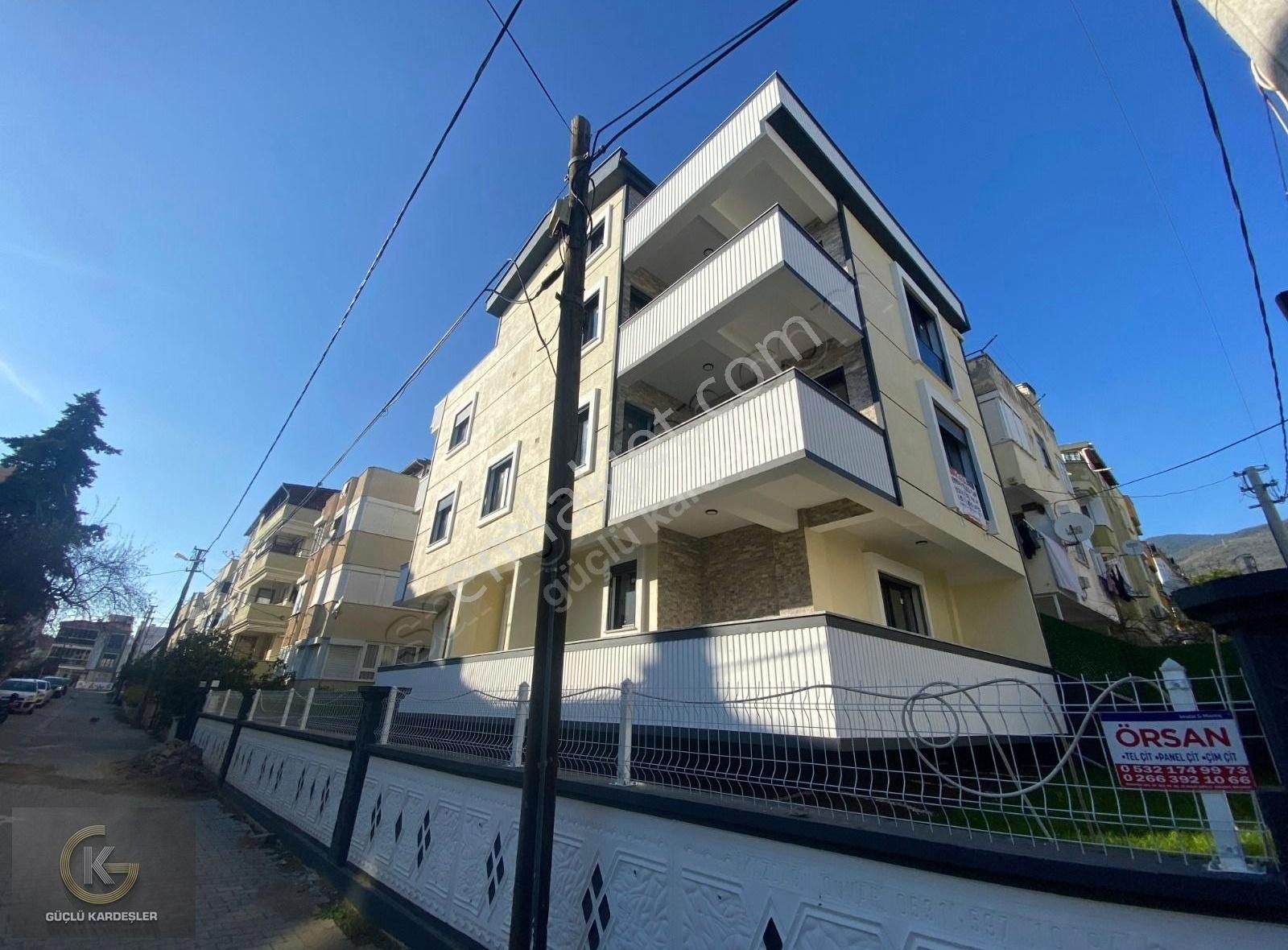 Güçlü Kardeşlerden Altınoluk Merkezde 3+1 Lüks Daire