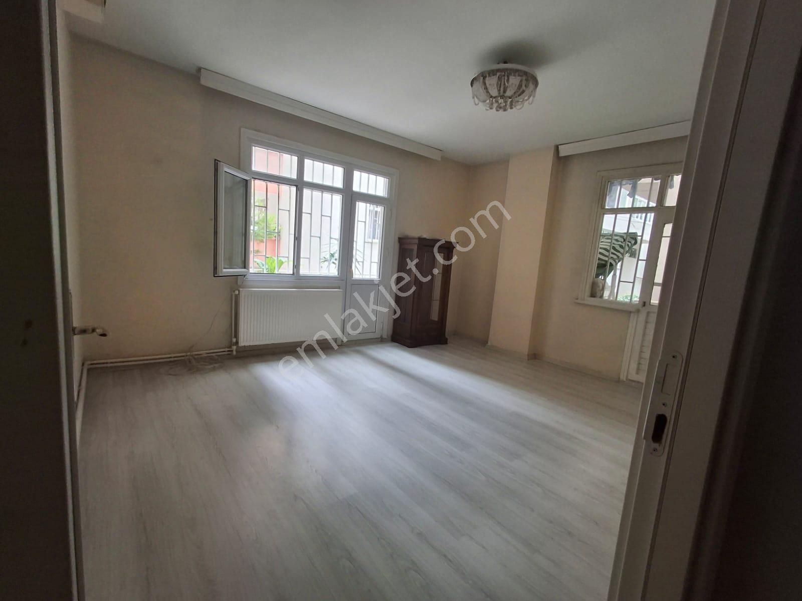 Dekoryapim Emlak Bahçelievler 2+1 Satılık Daire Y. Giriş Temiz Daire