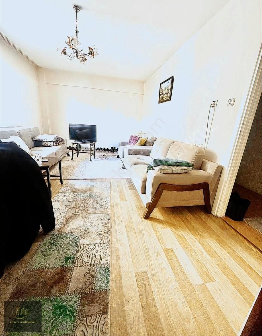 Bahçelievler De 3+1 125 M2 Arakat Doğalgazlı Satılık Daire