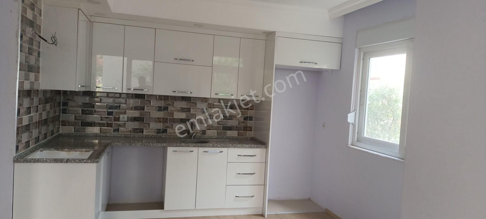 Antalya Kumluca Eskicami Mah.de Satılık 2+1 Daire