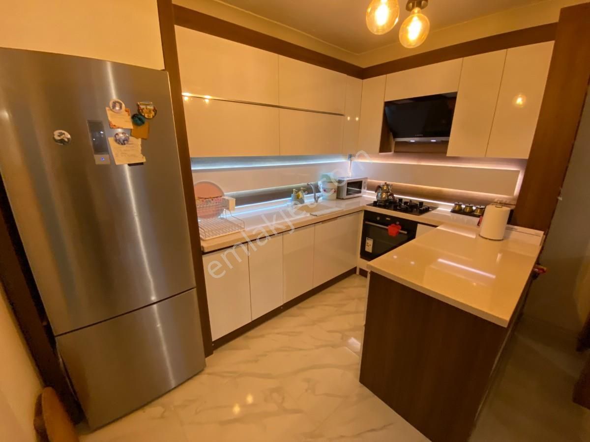 Sincan Mareşal Çakmak Mh 3+1 Full Yapılı Ebeveyn Banyolu Daire