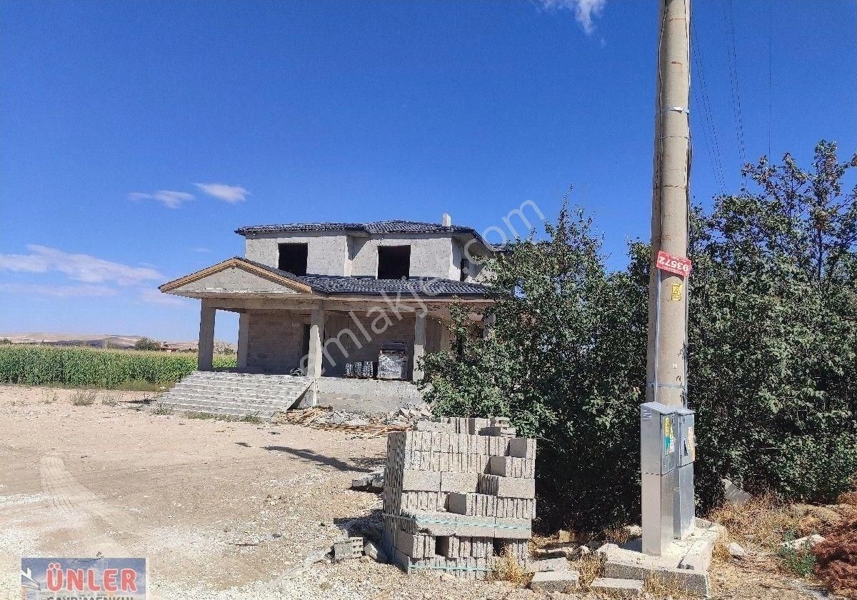 Satılık Tek Tapulu İki Kata İmarlı 350 Metrekare Arsa
