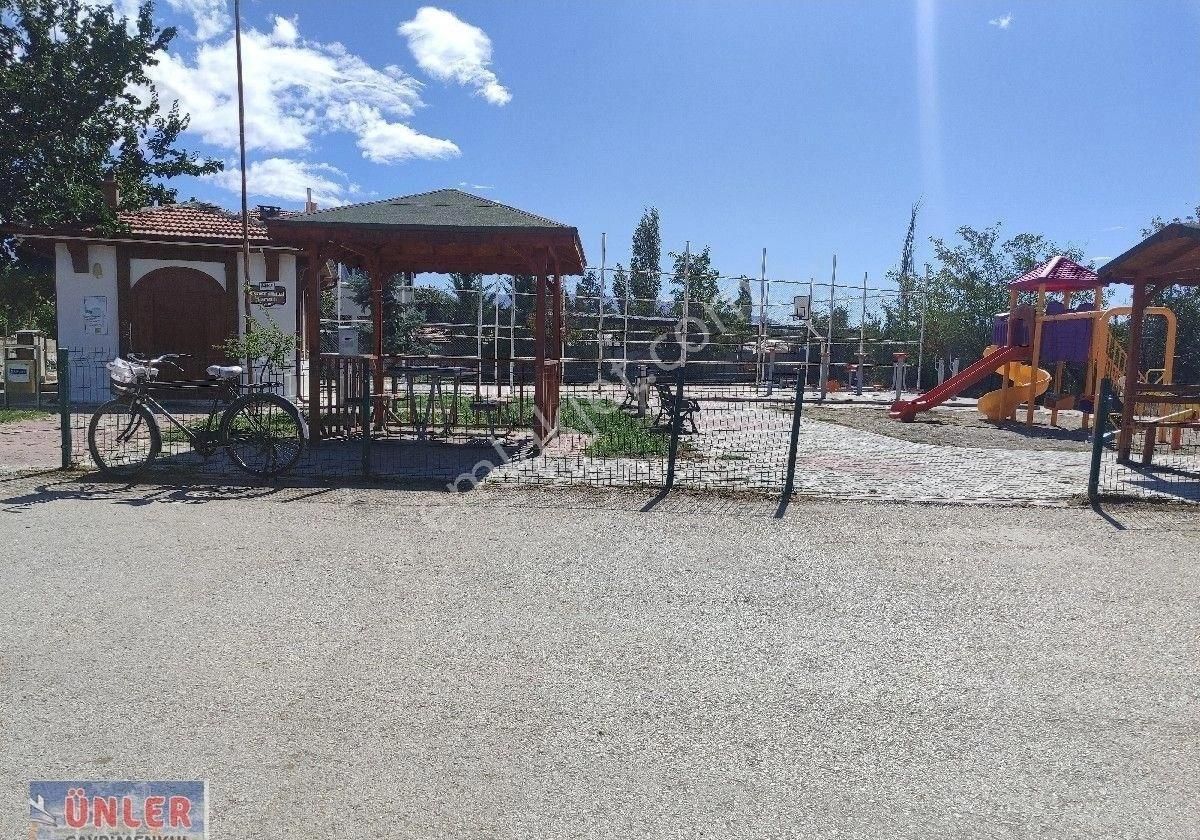 Satılık Tek Tapu İmarlı 480 Metrekare Arsa