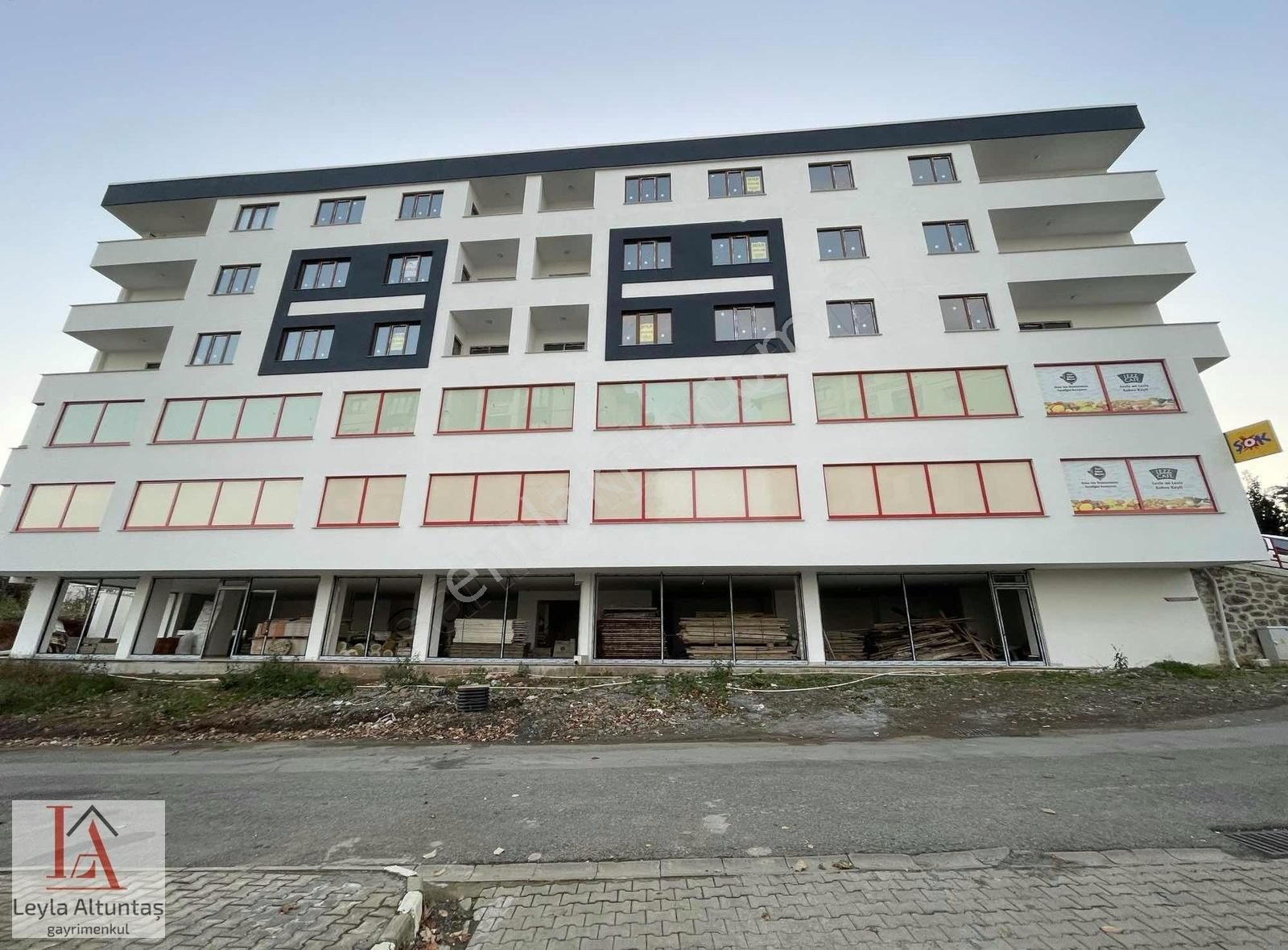 Pelitlide Kiralık Sıfır 2+1 Amerikan Mutfaklı Daire - Görsel 8