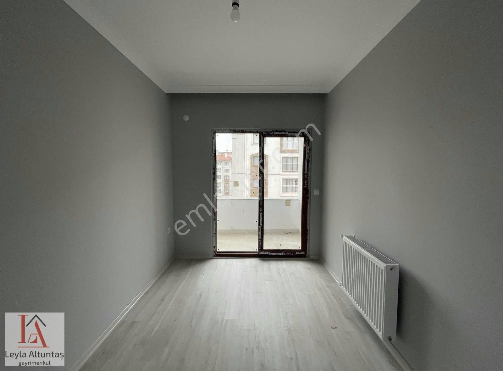 Pelitlide Kiralık Sıfır 2+1 Amerikan Mutfaklı Daire - Görsel 12