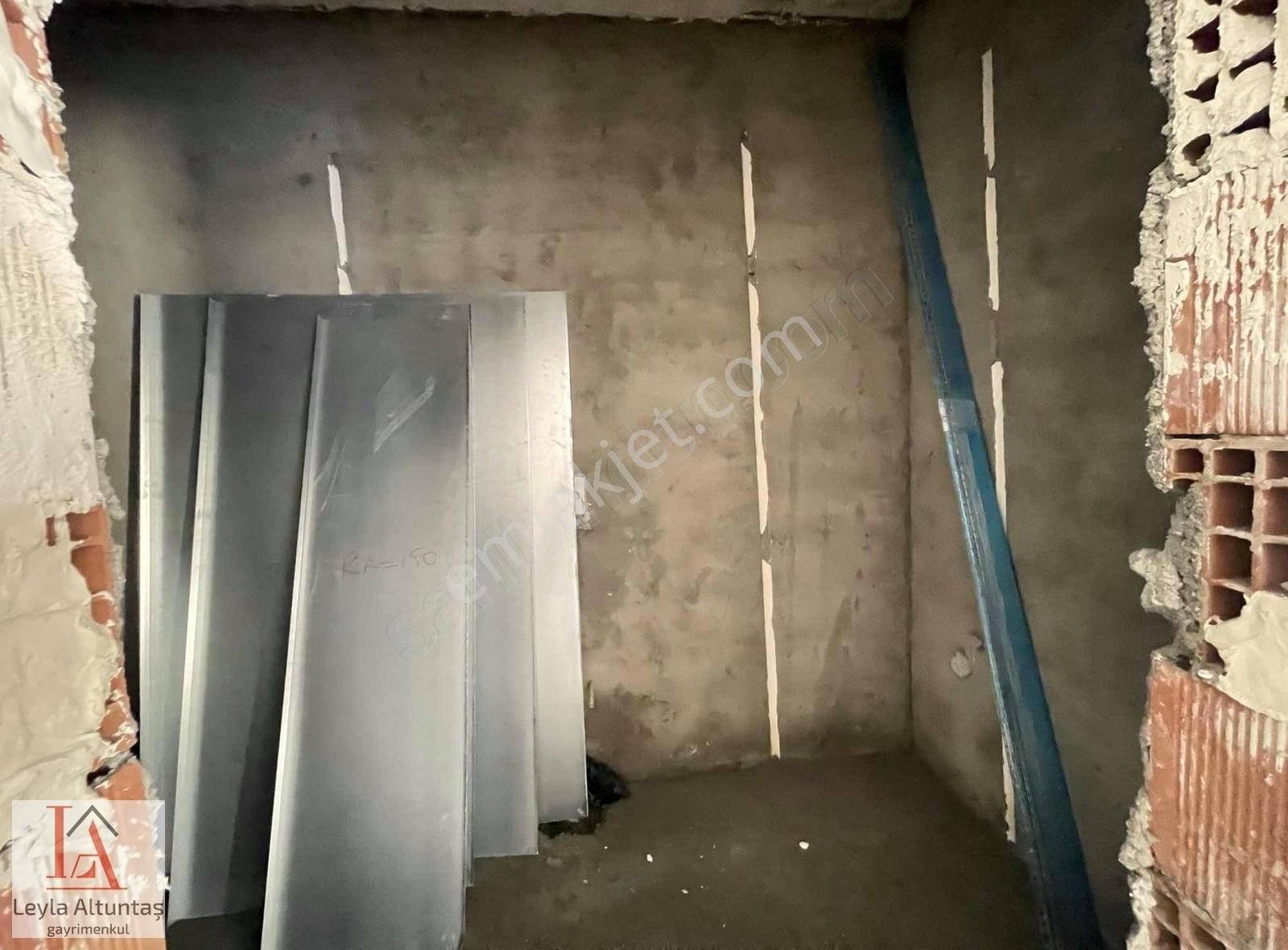 Kaşüstü Vadipark Sitesinde Satılık Sıfır 1+1 Daire - Görsel 6