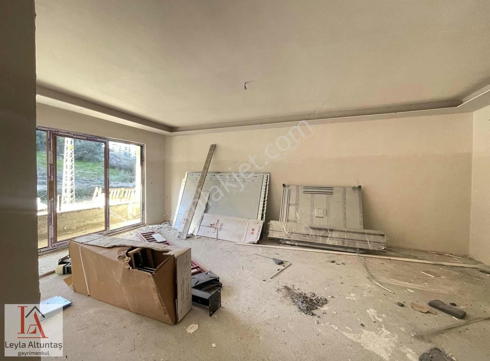Kaşüstü Vadipark Sitesinde Satılık Sıfır 1+1 Daire - Görsel 10