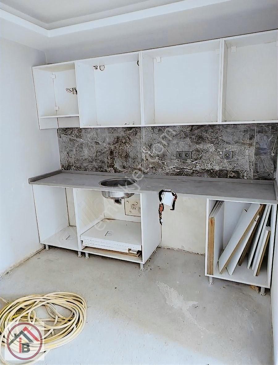 Buca Adatepe 1+1 45 Mk İmar Aflı Sıfır Tadilatlı Park Cepheli