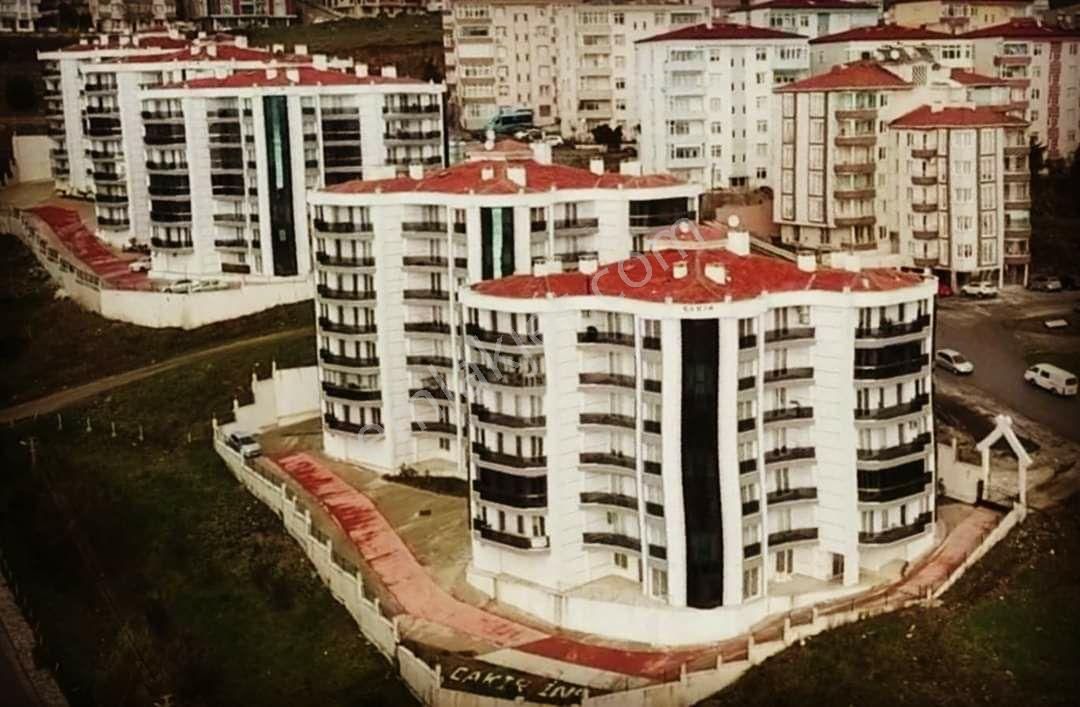 Emlaksinop'tan Zeytinlik Mahallesin'de 3+1 140m² Eşyaları İle Satılık Daire