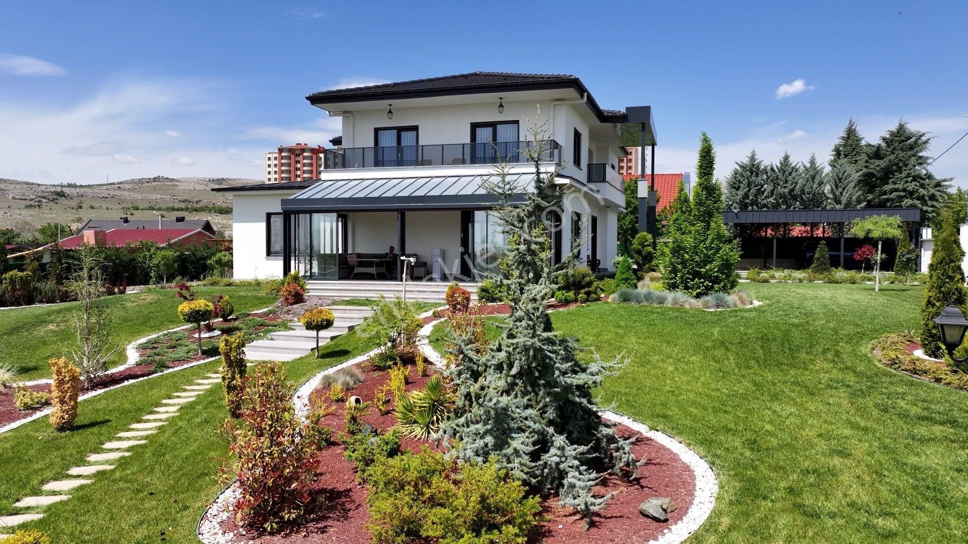 Satılık Lüks Villa Meram Kozağaç Mahallesinde Eşsiz Bir Yaşam