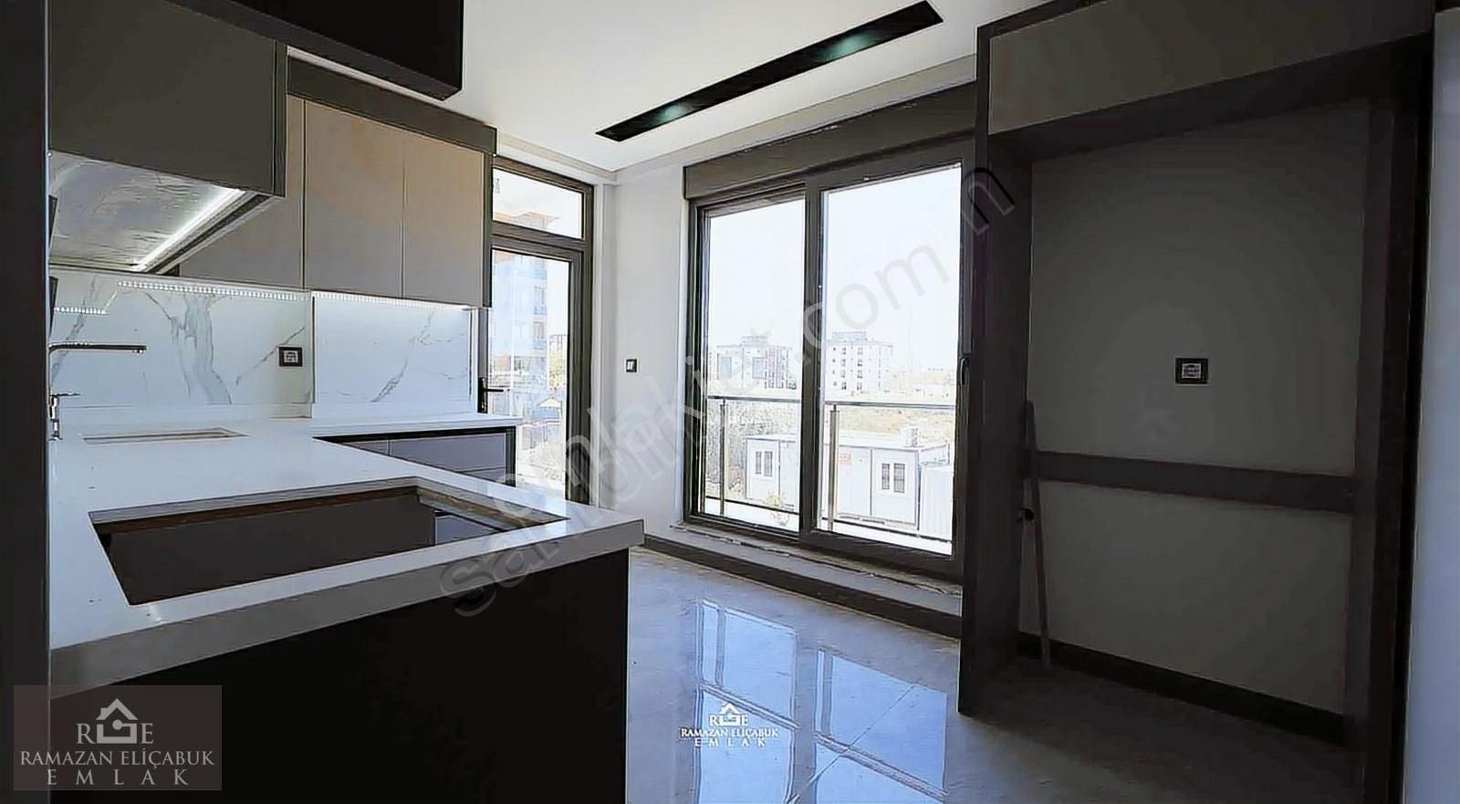 Ramazan Eliçabuktan Göksü Da Sıfır 2+1 Lüks Ayrı Mutfak - Görsel 11