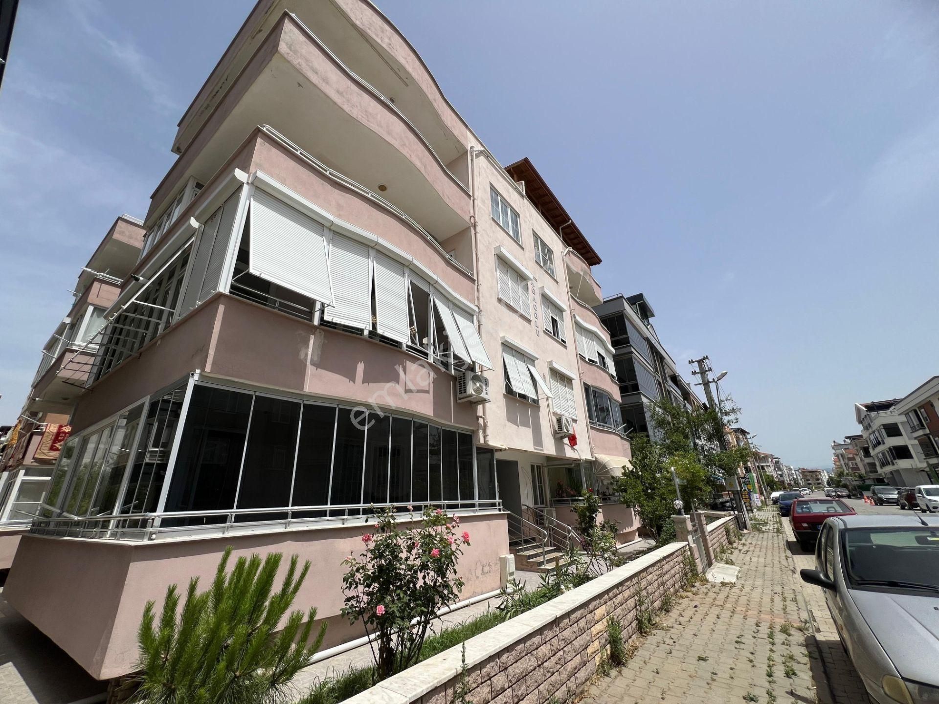 ▀jet'ten Altınkumda Denize 350m Çift Teraslı Muhteşem 3+1 Dublex