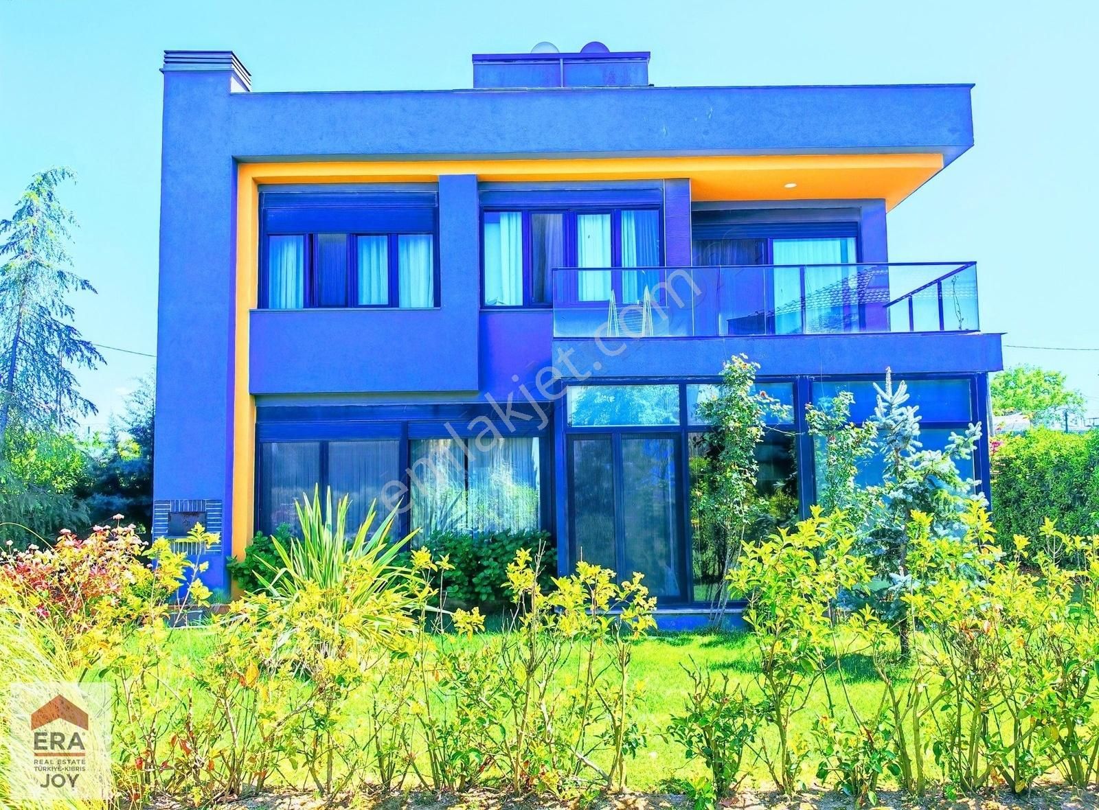 Trend Life Sitesinde Kelepir Geniş Bahçeli Müstakil Villa