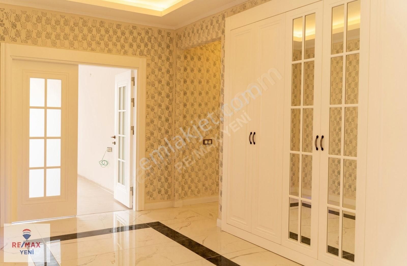 Remax'tan Satılık 5+1 Daire Şehrin Kalbinde Modern Yaşam