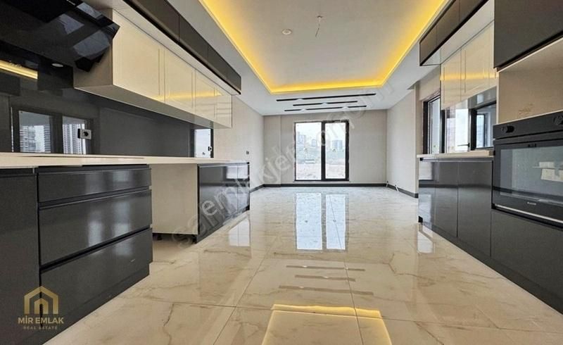 Ovacık'ta Lux Mimarisiyle Ova Gross Yakını Örnek Daire Cephe 4+1