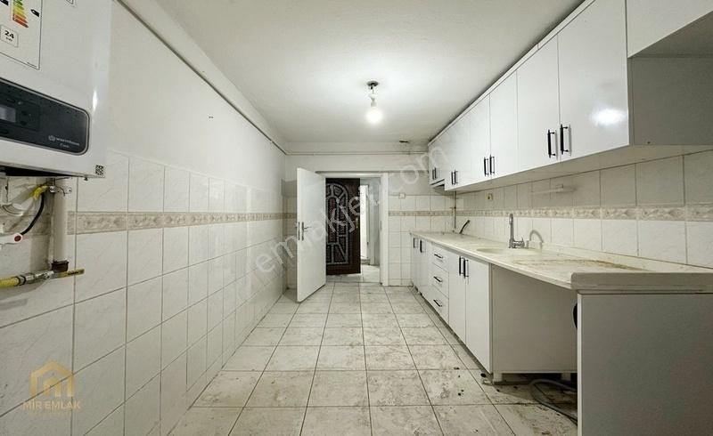 Etlik Bağcı Caddesi Paraleli Giriş Kat 2+1 Daire Montalamalı