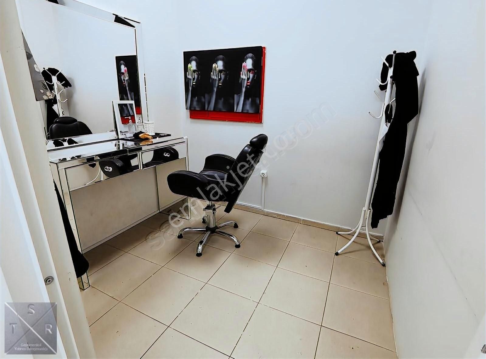 Bayraklı Sgk Yanı Avcılar İş Merkezi Altında 50m² Satılık İşyeri - Görsel 15