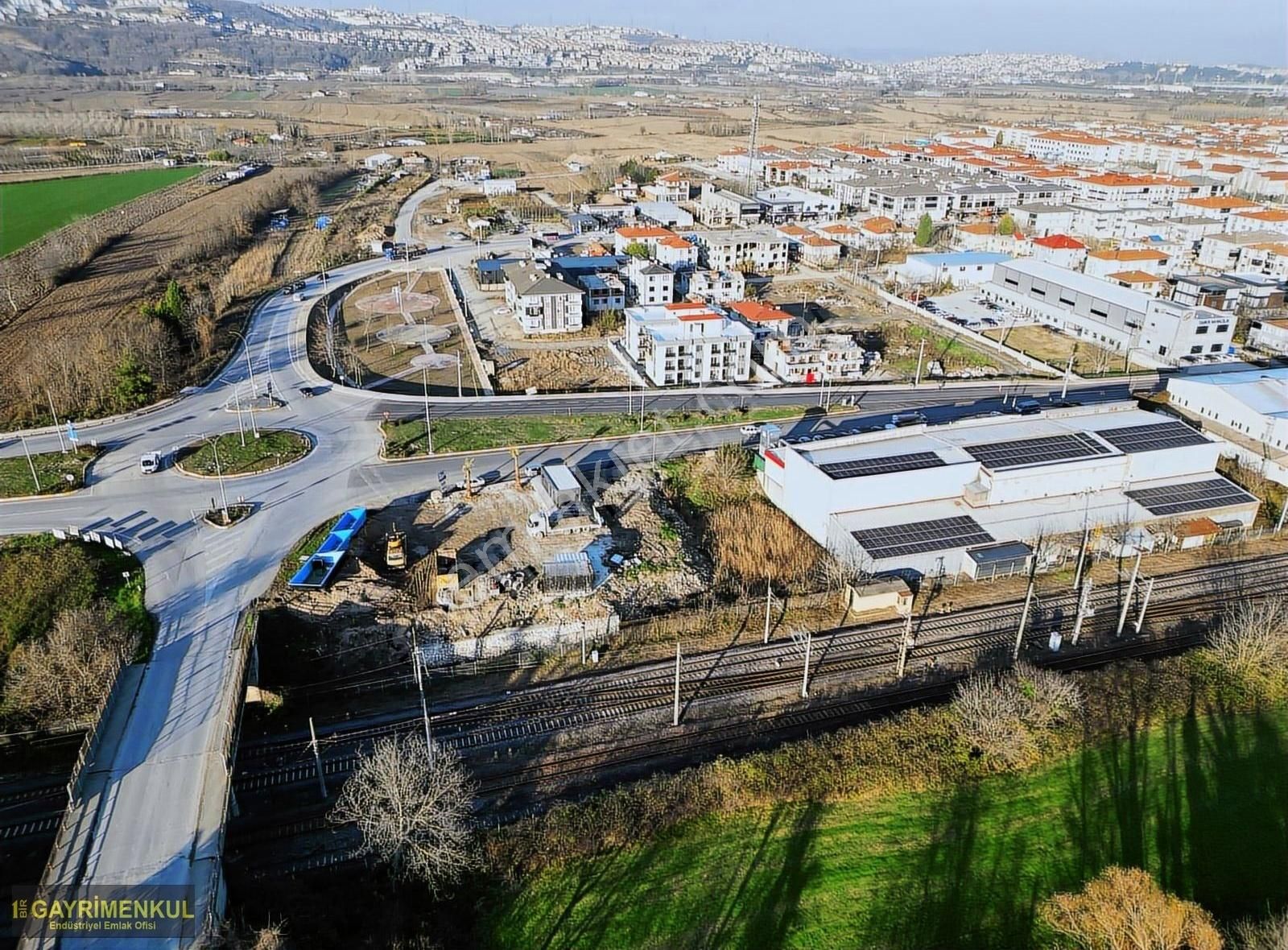 329 M² Sanayi İmarlı Cadde Üzeri Arsa - Arifiye Arifbey Mah. - Görsel 9