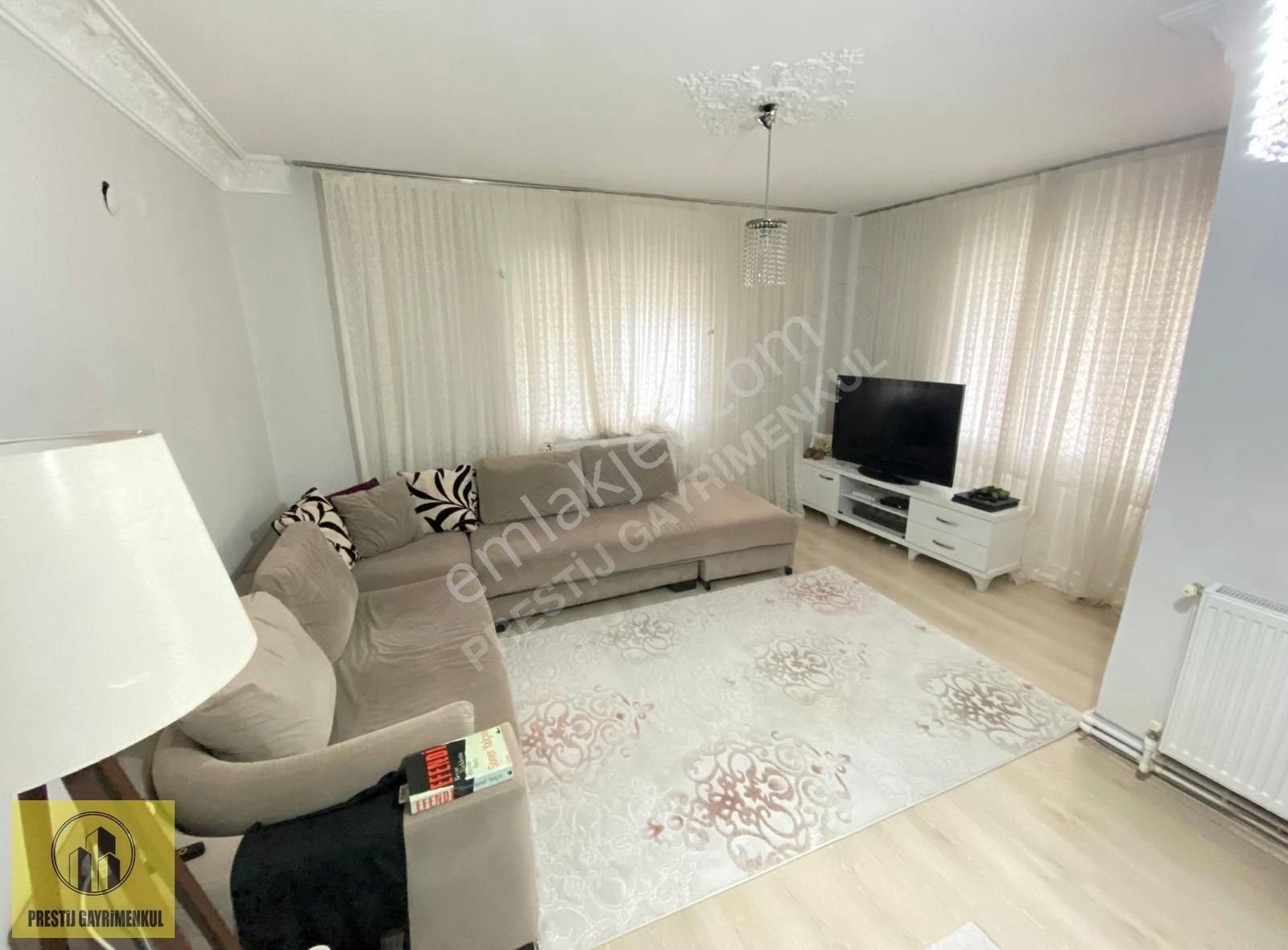 Narlıdere Çamtepe'de Asansörlü Ara Kat 2+1 Satılık Daire