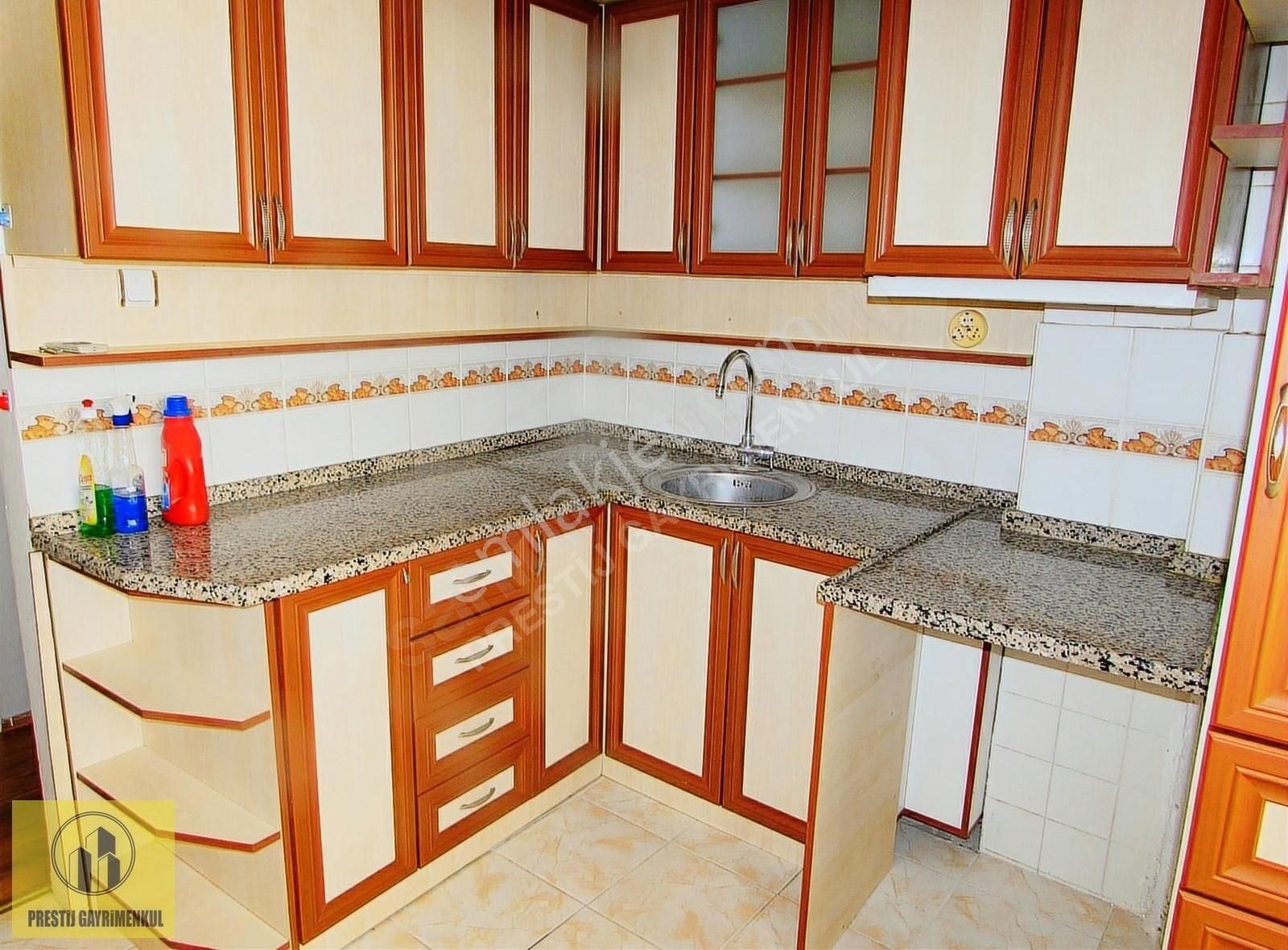 Narlıdere 9 Eylül Tıp Fakültesi Yakını Kiralık 3+1 Daire