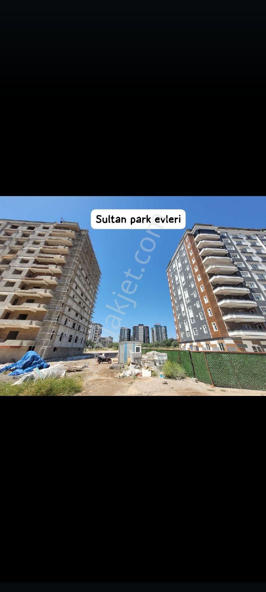 Atasehır Karşısında Sultan Park Evlerı 3+1 Satılık Daıre