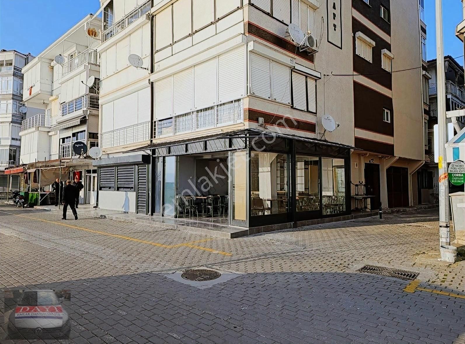 Dayı Emlak'tan Cadde Üstünde Köşe İşyeri