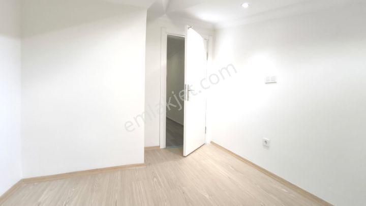 Manavgat Sarılar'da Manzaralı Asansörlü 4 +1 Satılık Dubleks Daire