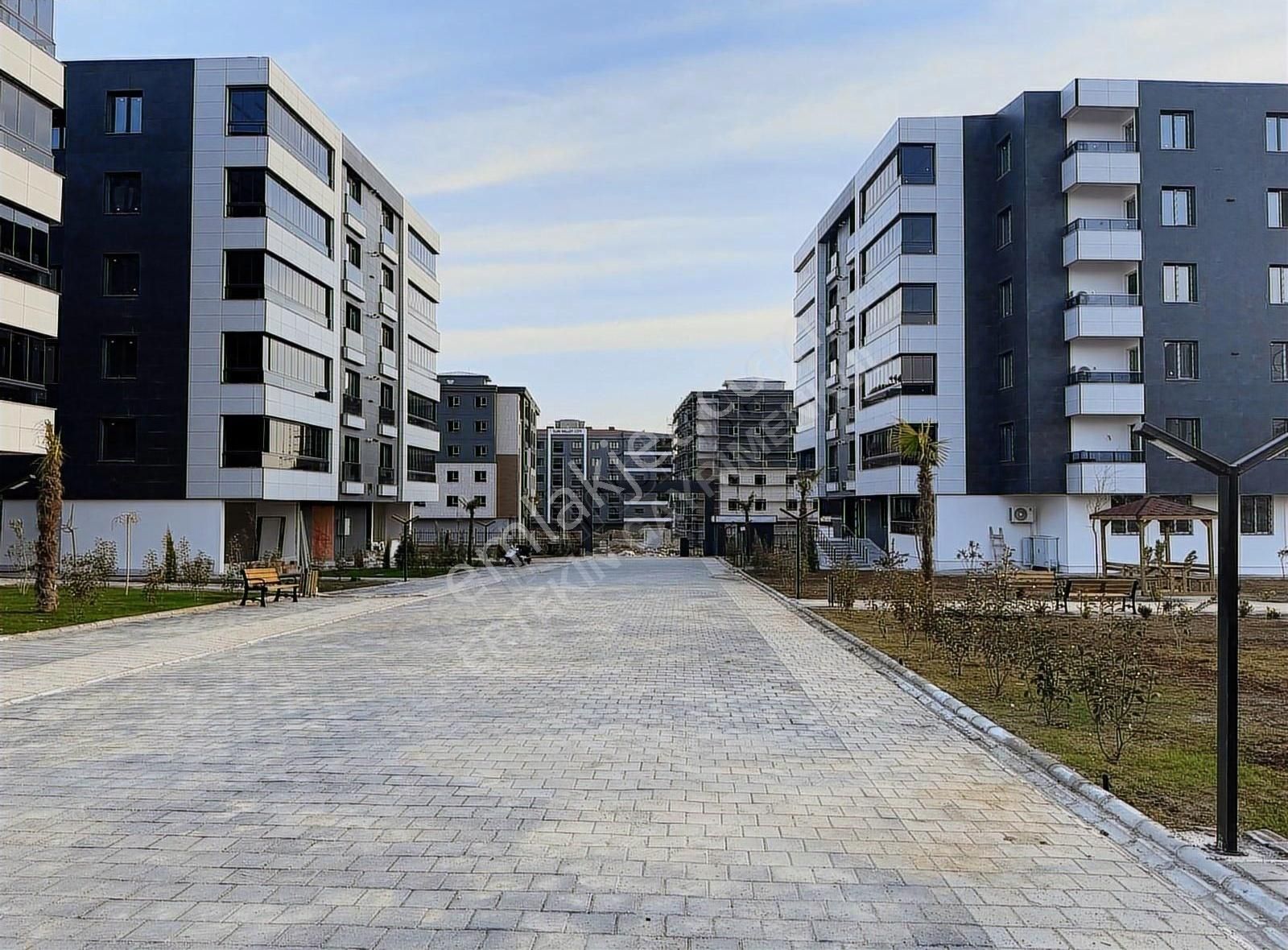 Ertekin Gayrimenkulden Satılık Lüx 3,5+1 Daire