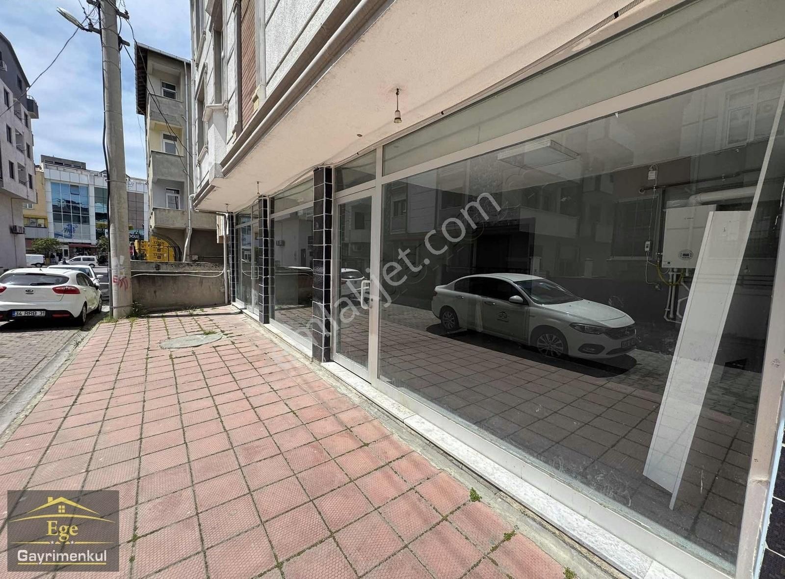 Darıca Osmangazi Mahalesinde Kiralık 90 M2 Dükkan