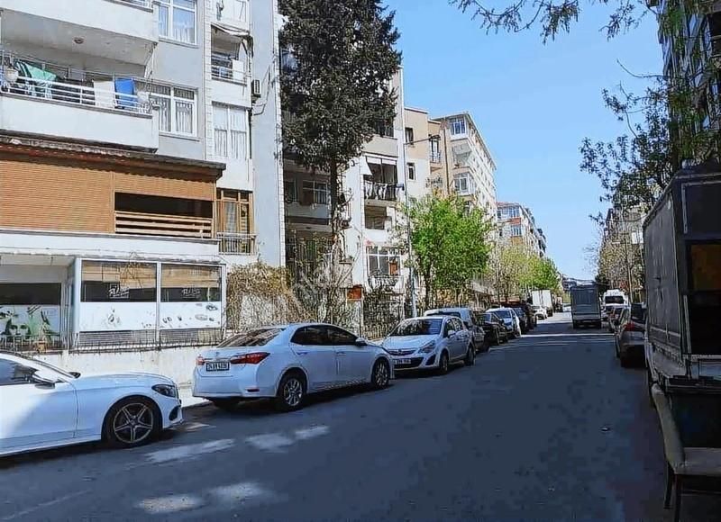 Küçükçekmece Metrobüse Yakın Satılık 3+1