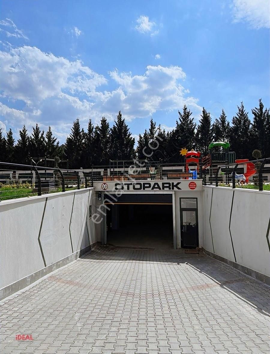 Şehrin En Güzel Noktasında Uydukent'te 4+1 Ve 5+1 Satılık Daire!