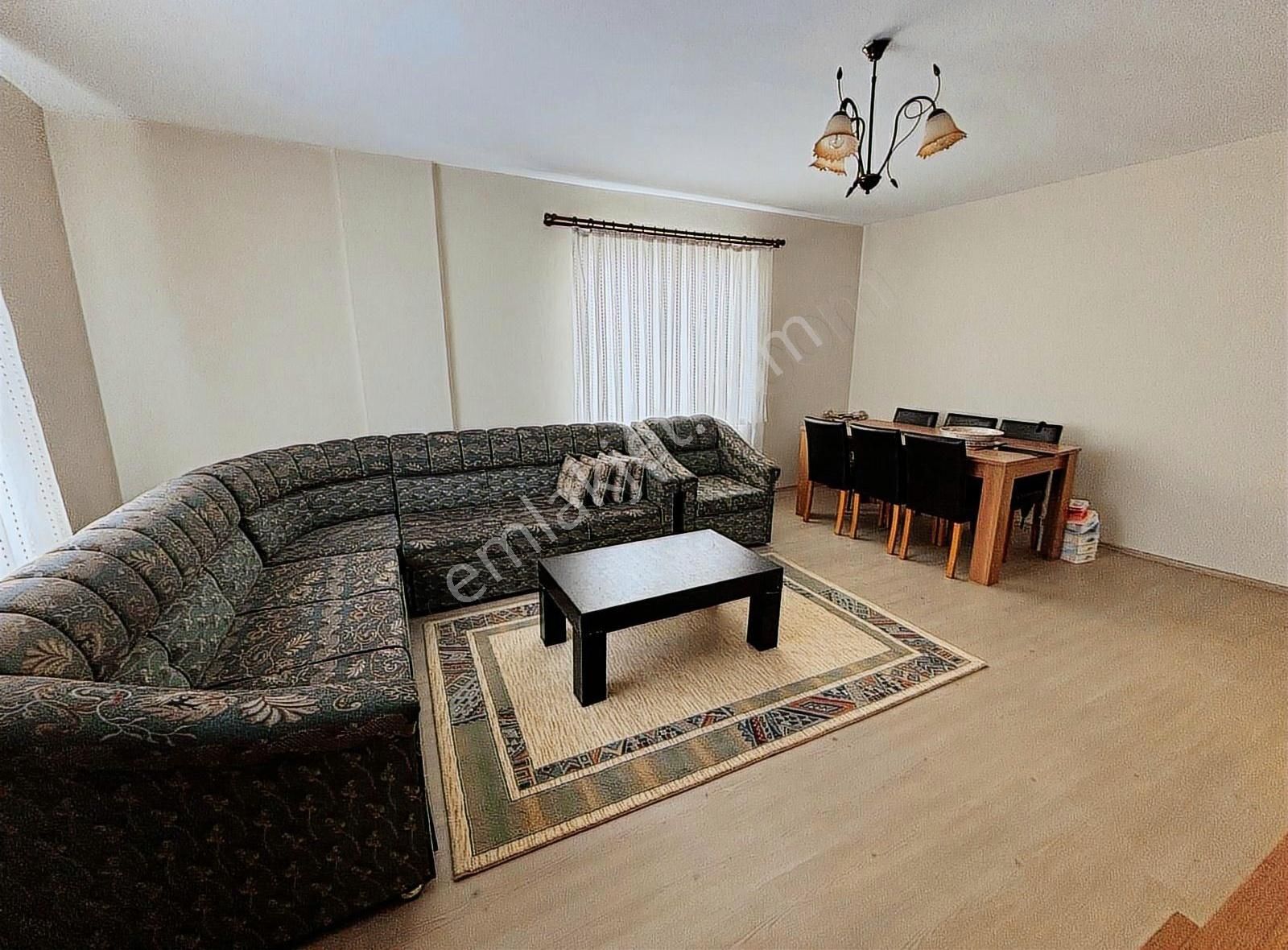 Kurtuluş Mahallesinde 3+1 Arakat 120m2 Satılık Daire!!