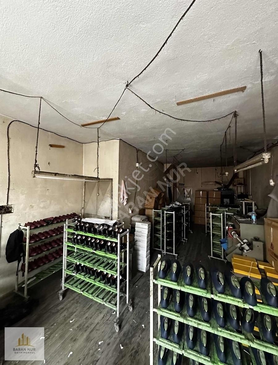 Aykent Ayakkabıcılar Sitesinde Satılık 3 Katlı Dükkan - Görsel 15